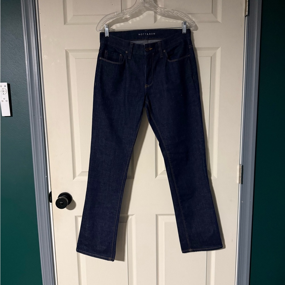 Mott & Bow Women's Dark Blue Straight Leg Jeans